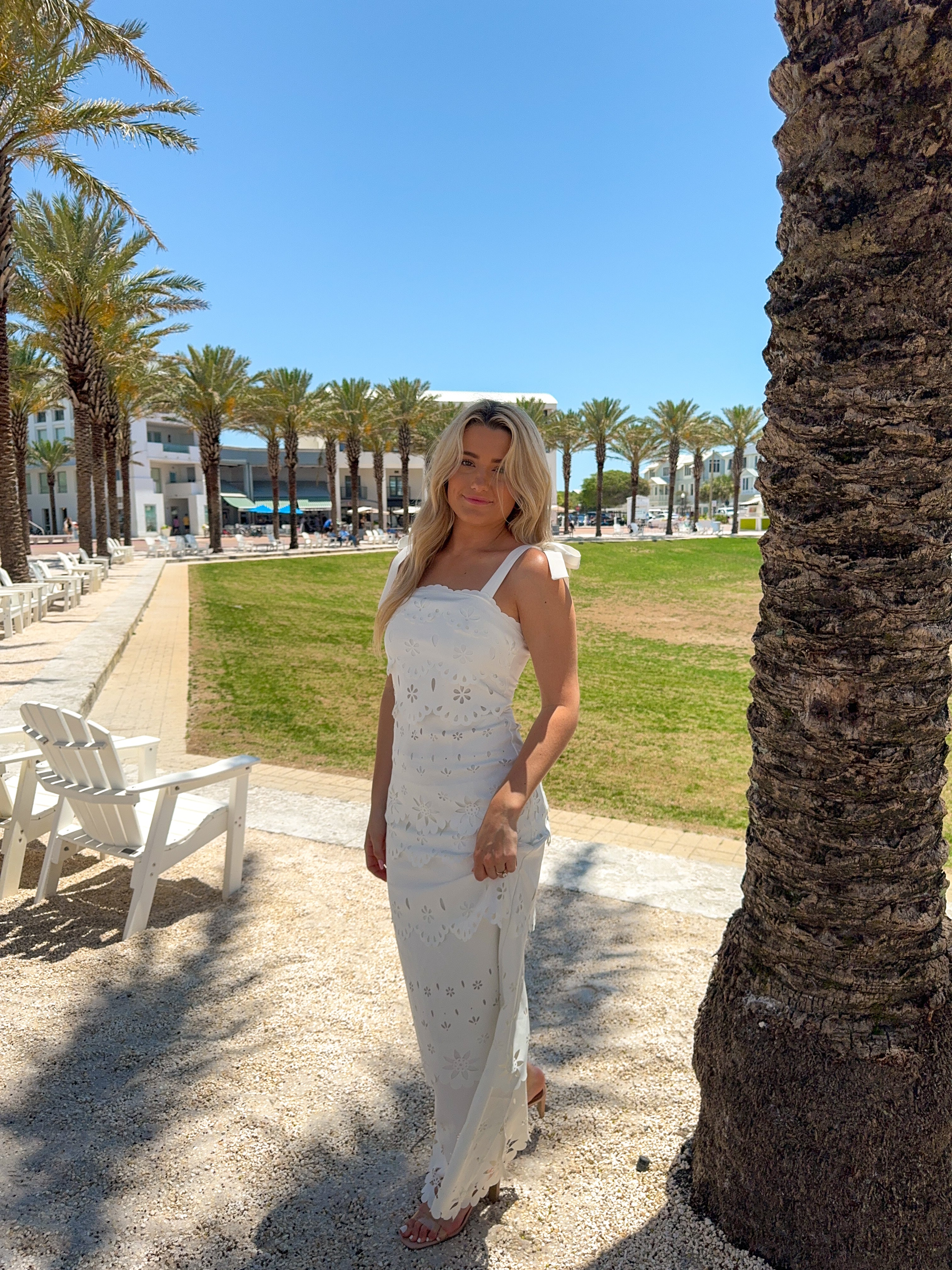 Seaside Scallop Maxi Dress - White